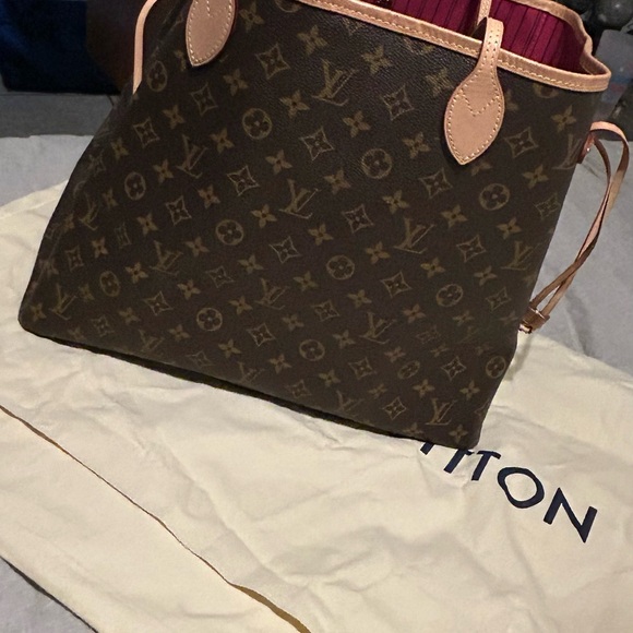 Louis Vuitton Classic Monogram Tote with Tan Accents - Picture 1 of 13